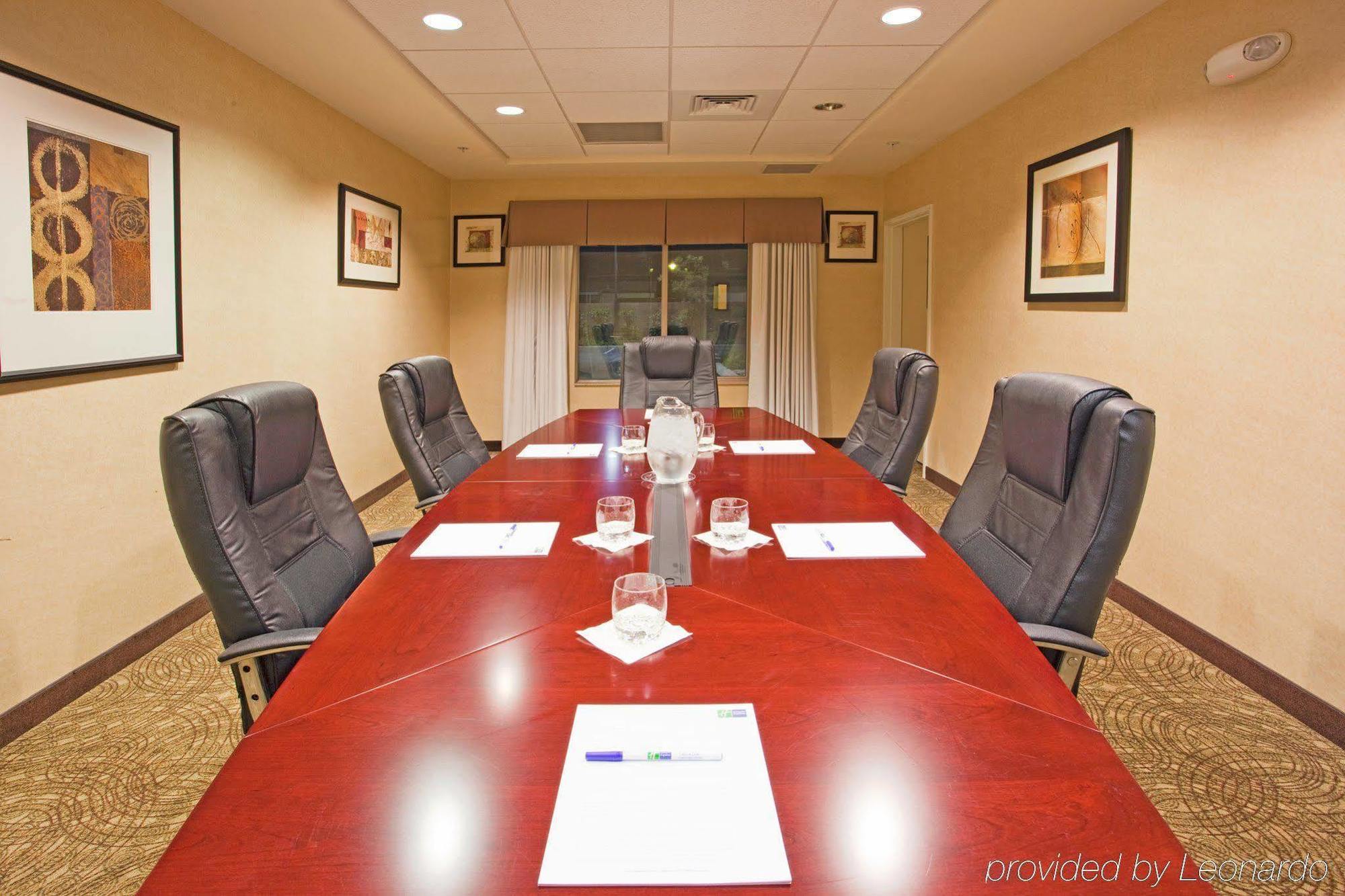 Holiday Inn Express & Suites Clovis Fresno Area By Ihg Instalações foto